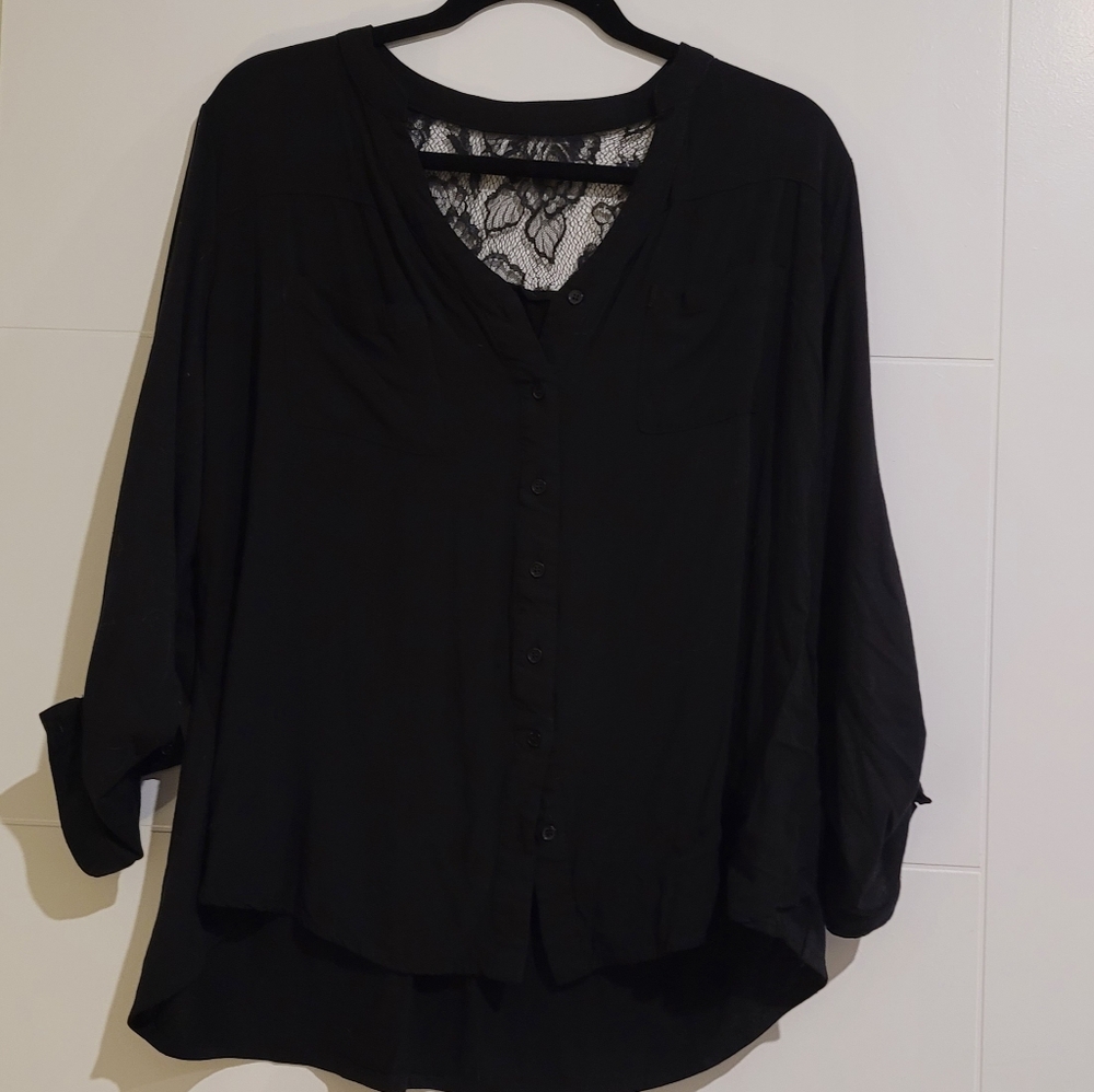 Pure Energy Button Top with Lace Insert